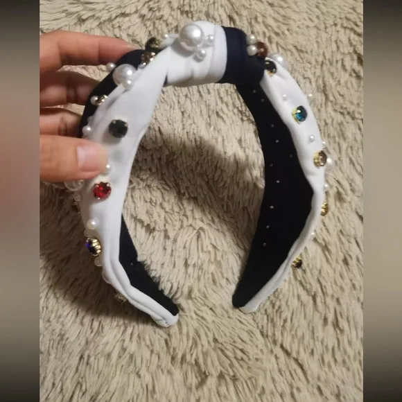 Pearl and Gem Embellished Headbands - Picture 5 of 8